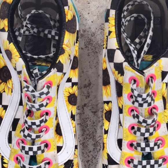 VANS Customs Sunflowers Old Skool size 6 Womens Fun Colorful Turquoise Yellow - Picture 9 of 16